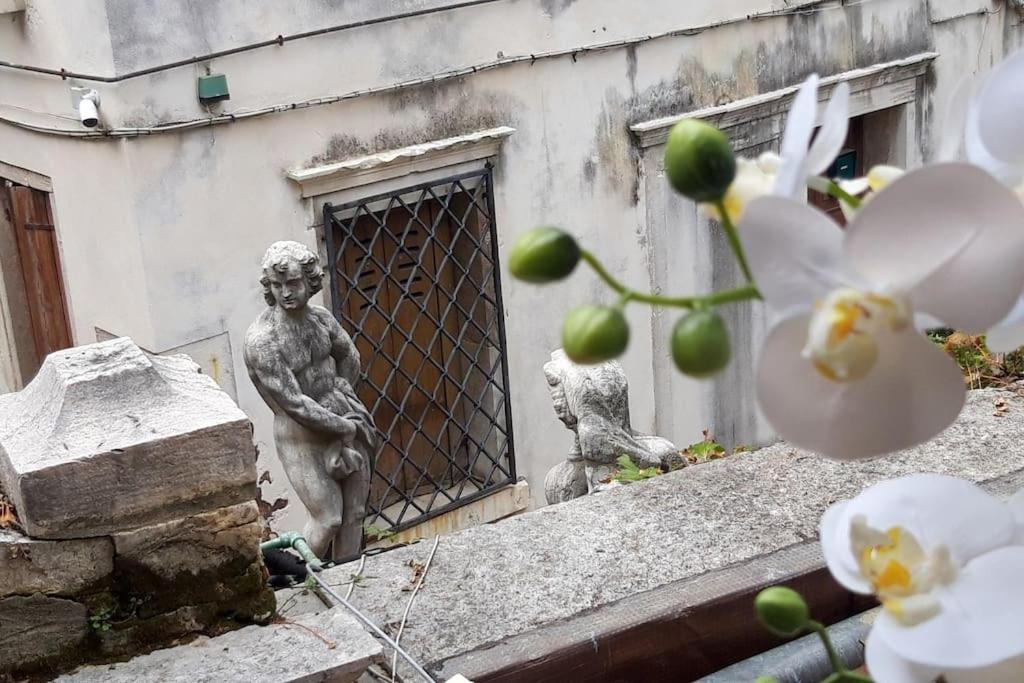 Quiet And Comfort In The Heart Of Veneţia Exterior foto